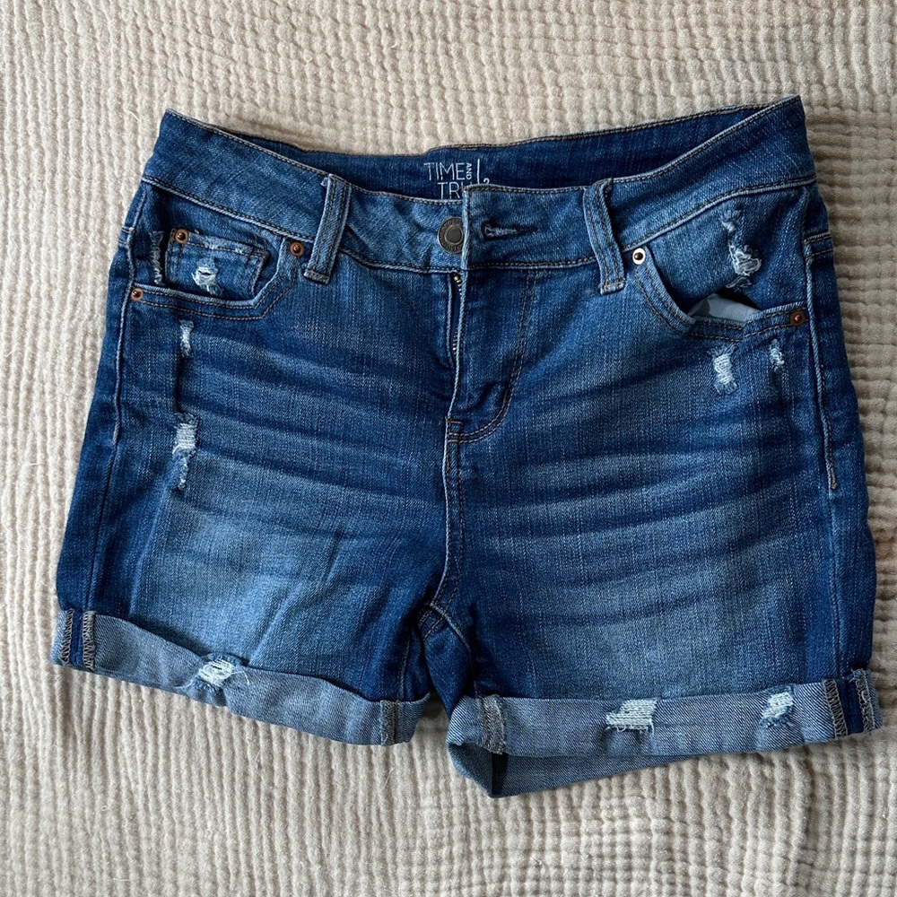 Time and Tru Dark Blue Distressed Denim Roll-Cuff Shorts